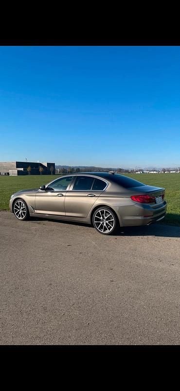 Gebraucht 2017 BMW 540 Limousine | 29.999 € (Guter Preis) - Bild 1/4