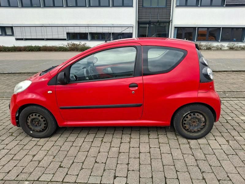 Gebraucht Citroën C1 68 PS (50 kW) 2007 Rot Kleinwagen