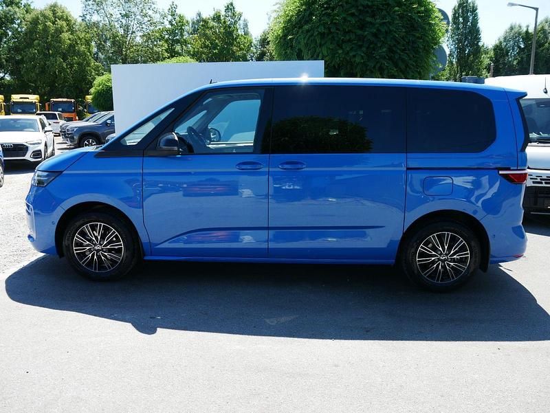Neu VW Multivan Life 150 PS (110 kW) 2025 Metallic Van