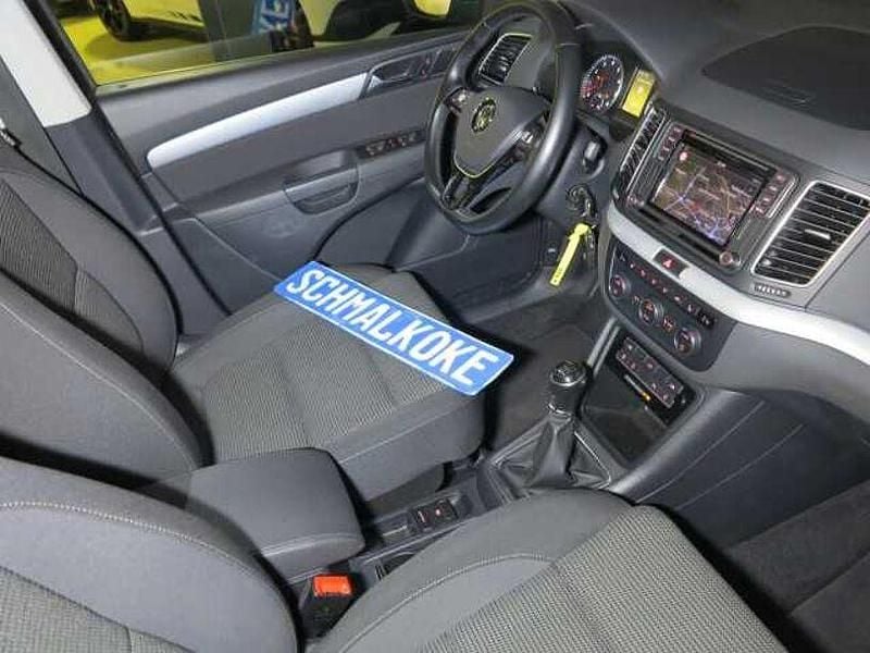 Gebraucht VW Sharan Comfortline 150 PS (110 kW) 2021 Black oak brown Van / Kleinbus