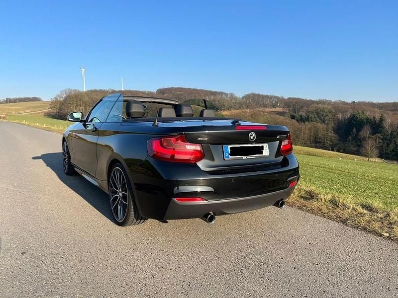 Gebraucht BMW M235 Performance 326 PS (239 kW) 2015 Schwarz Cabrio