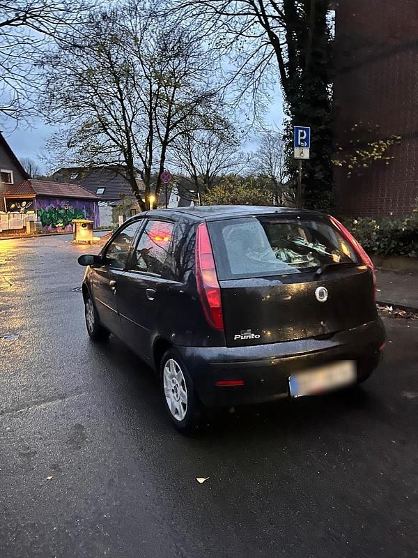 Gebraucht Fiat Punto 90 PS (66 kW) 2005 Schwarz Kleinwagen