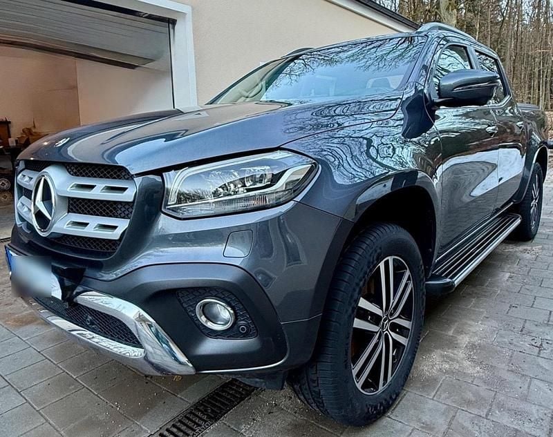 Gebraucht Mercedes X250 190 PS (139 kW) 2018 Grau Abholung