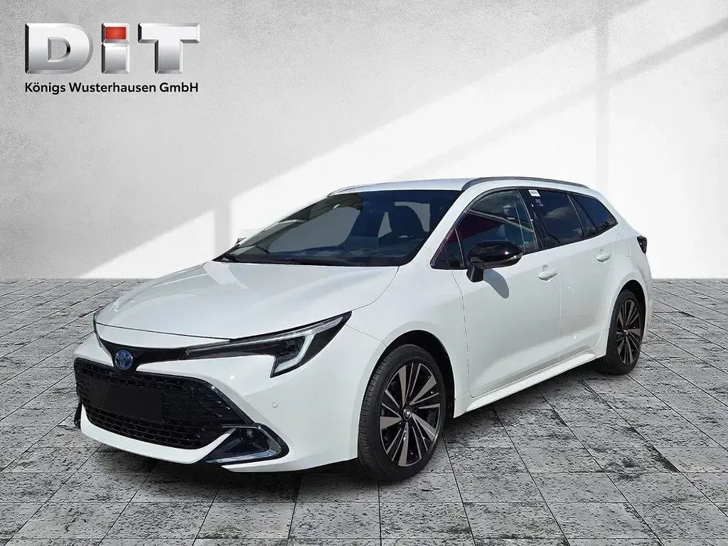 Neu Toyota Corolla 178 PS (130 kW) 2026 Weiß Kombi