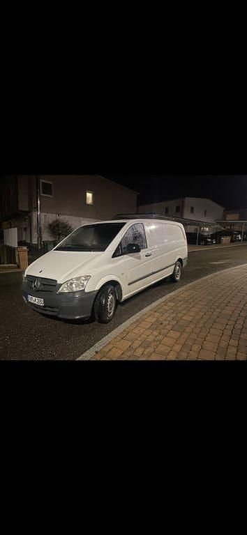 Weiß Gebraucht 2012 Mercedes Vito Van / Kleinbus | 8.900 € - Bild 1/1