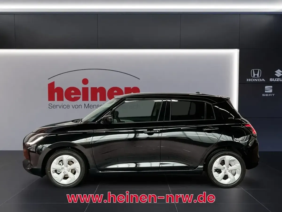 Gebraucht Suzuki Swift Comfort 82 PS (60 kW) 2026 Schwarz Kleinwagen