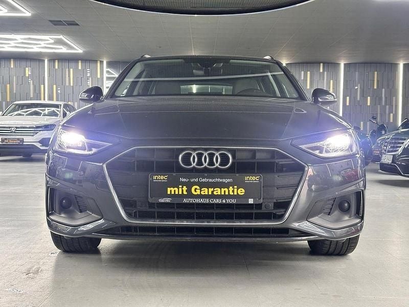 Gebraucht Audi A4 163 PS (119 kW) 2021 Grau Limousine