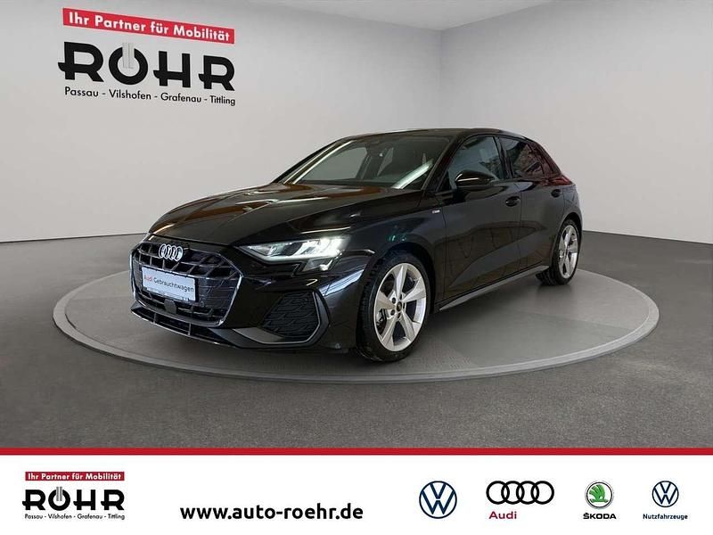Mythosschwarz metallic Gebraucht 2025 Audi A3 S-Line Limousine | 34.750 € (Fairer Preis) - Bild 1/4