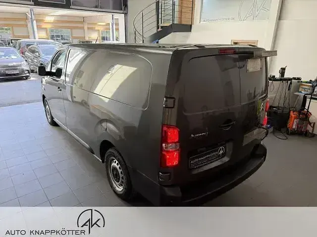 Gebraucht Citroën Jumpy 144 PS (105 kW) 2023 Grau Van / Kleinbus
