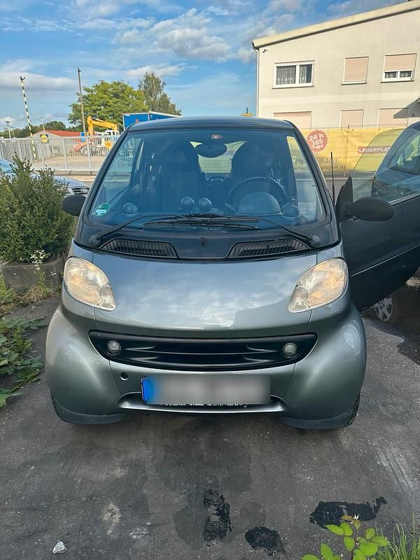Schwarz Gebraucht 2000 Smart ForTwo Coupé Kleinwagen | 1.200 € (Guter Preis) - Bild 1/4