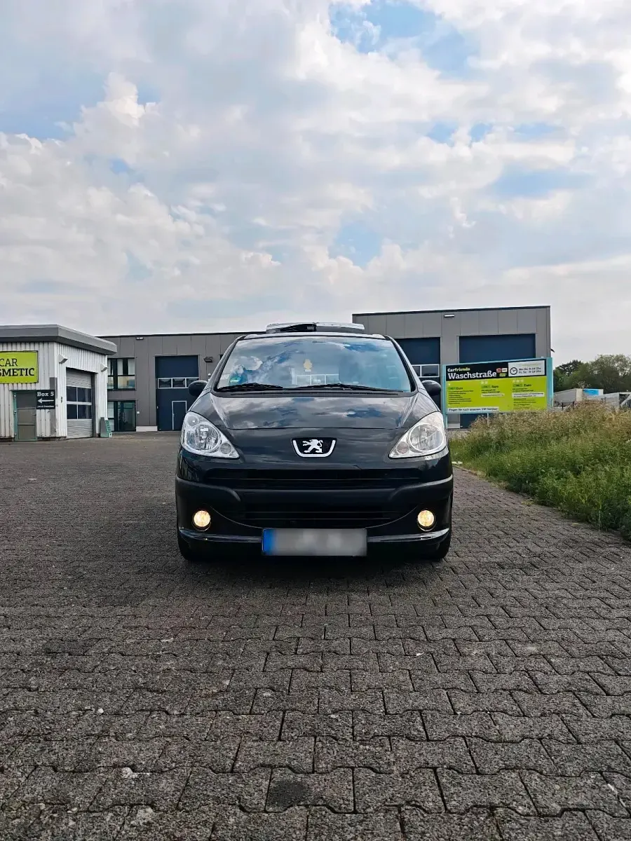 Gebraucht Peugeot 1007 73 PS (53 kW) 2006 Schwarz Van / Kleinbus