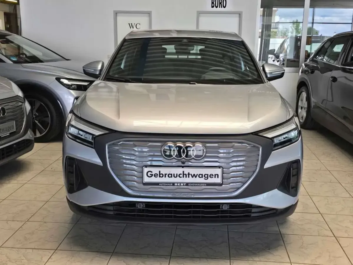 Gebraucht Audi Q4 Sportback e-tron Ambiente 150 kW (204 PS) 2023 Silber SUV