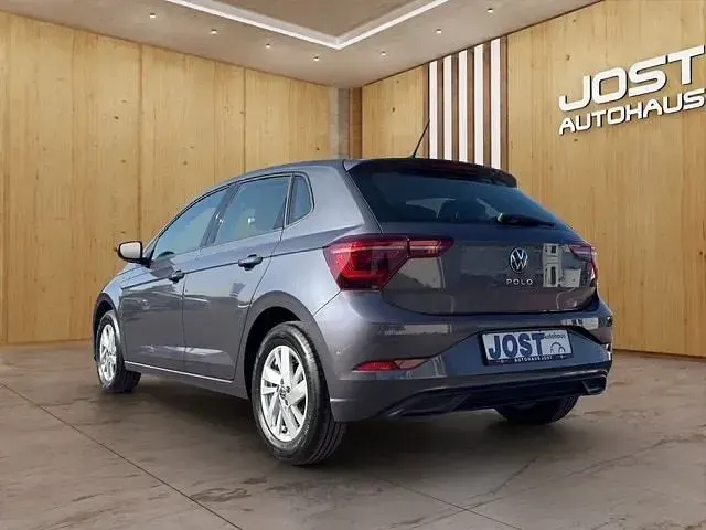 Gebraucht VW Polo Style 95 PS (69 kW) 2023 Grau Kleinwagen