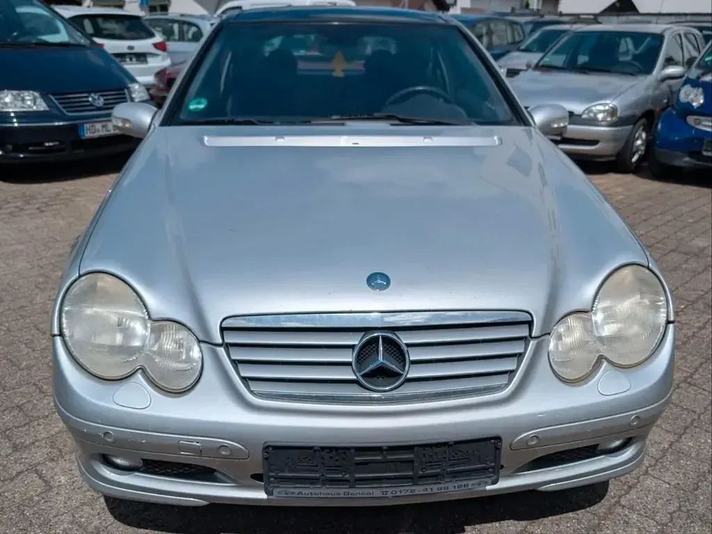 Gebraucht Mercedes C230 197 PS (144 kW) 2001 Silber