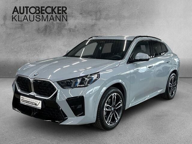 Grau Gebraucht 2024 BMW X2 M Sport SUV | 47.289 € (Teuer) - Bild 1/2