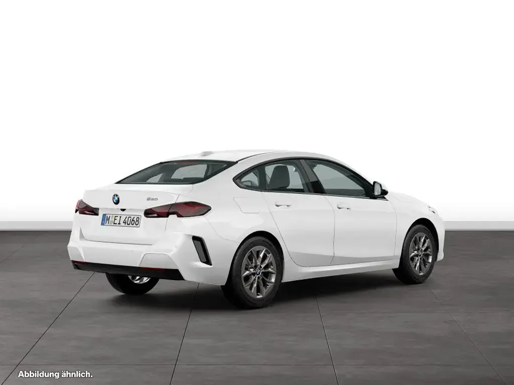 Gebraucht BMW 220 Shadowline 156 PS (114 kW) 2025 Alpinweiss Coupé