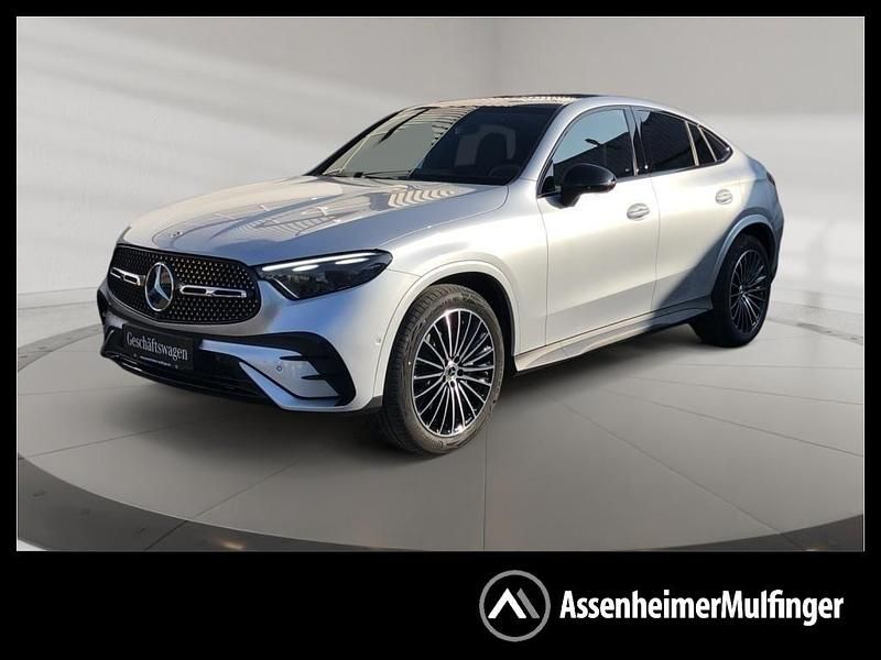 Silber Gebraucht 2025 Mercedes GLC200 Night SUV | 62.889 € - Bild 1/2
