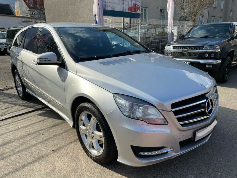 Silber metallic Gebraucht 2012 Mercedes R350 Van / Kleinbus | 14.900 € (Etwas zu teuer) - Bild 1/4