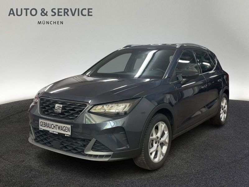 Grau Gebraucht 2024 Seat Arona FR SUV | 20.460 € (Fairer Preis) - Bild 1/3