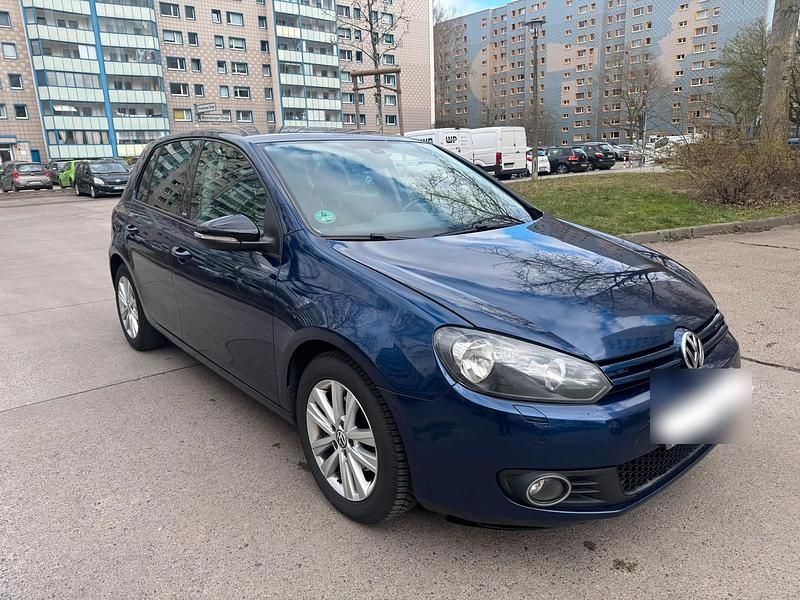 Gebraucht VW Golf VII Style 105 PS (77 kW) 2012 Blau Limousine