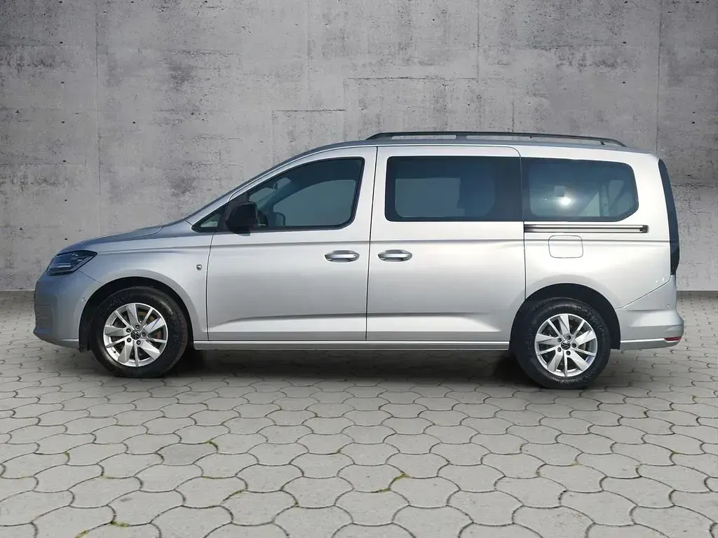Używany VW Caddy Maxi S 122 KM (89 kW) 2023 Srebrny Minivan