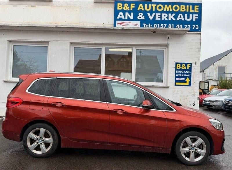 Gebraucht BMW 218 Advantage 150 PS (110 kW) 2018 Orange Kombi