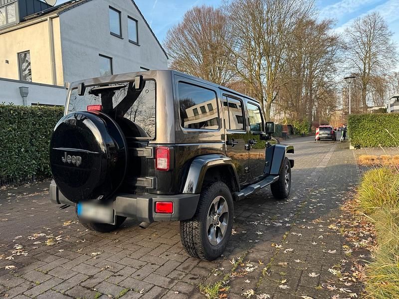 Gebraucht Jeep Wrangler Sahara 200 PS (147 kW) 2016 Schwarz SUV