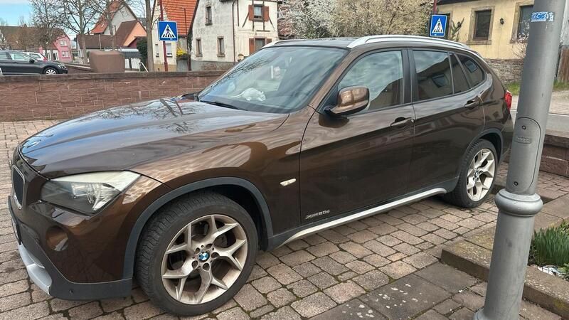 Braun Gebraucht 2009 BMW X1 SUV | 8.500 € (Fairer Preis) - Bild 1/4