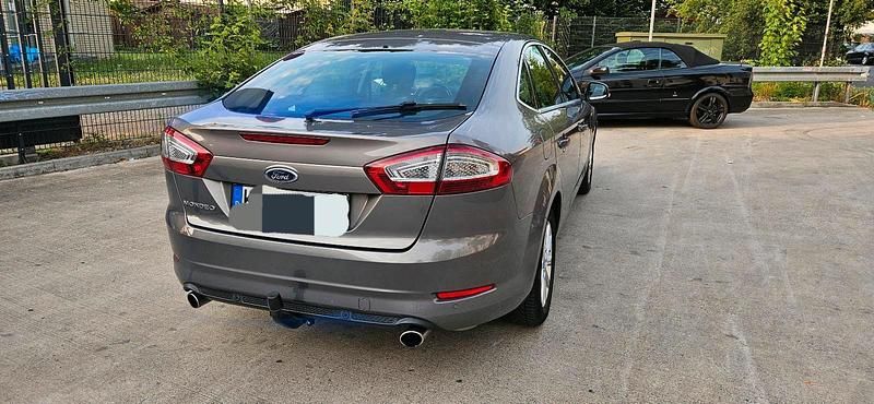 Gebraucht Ford Mondeo 203 PS (149 kW) 2011 Silber Limousine