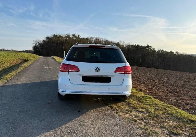 Gebraucht VW Passat Comfortline 211 PS (155 kW) 2011 Weiß Kombi