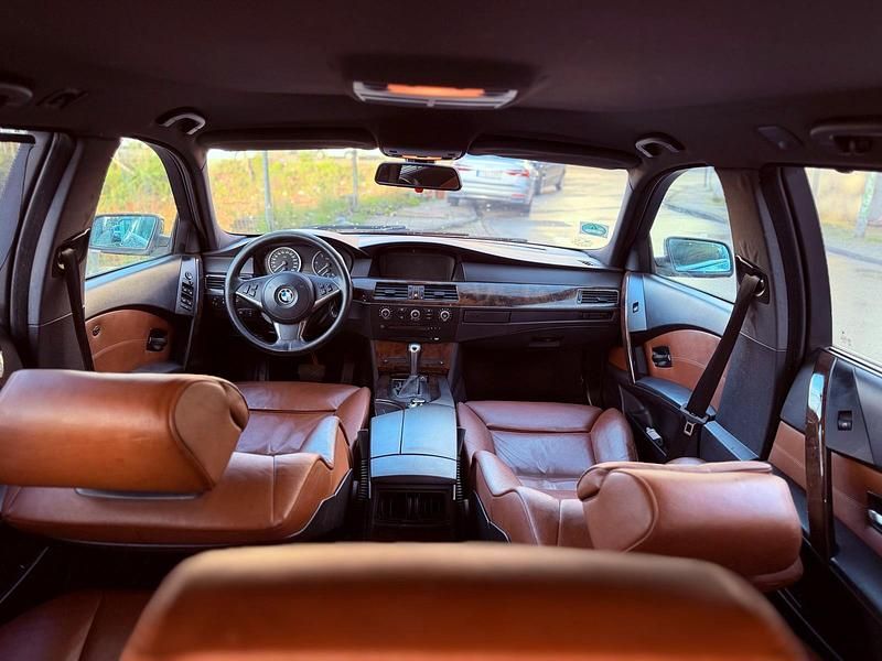 Gebraucht BMW 525 177 PS (130 kW) 2005 Andere farben Kombi