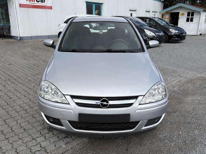 Gebraucht Opel Corsa 80 PS (58 kW) 2005 Silber Kleinwagen