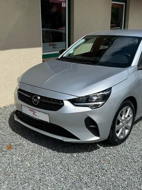 Gebraucht Opel Corsa Edition 75 PS (55 kW) 2022 Aluminium silb/kristall silb Kleinwagen