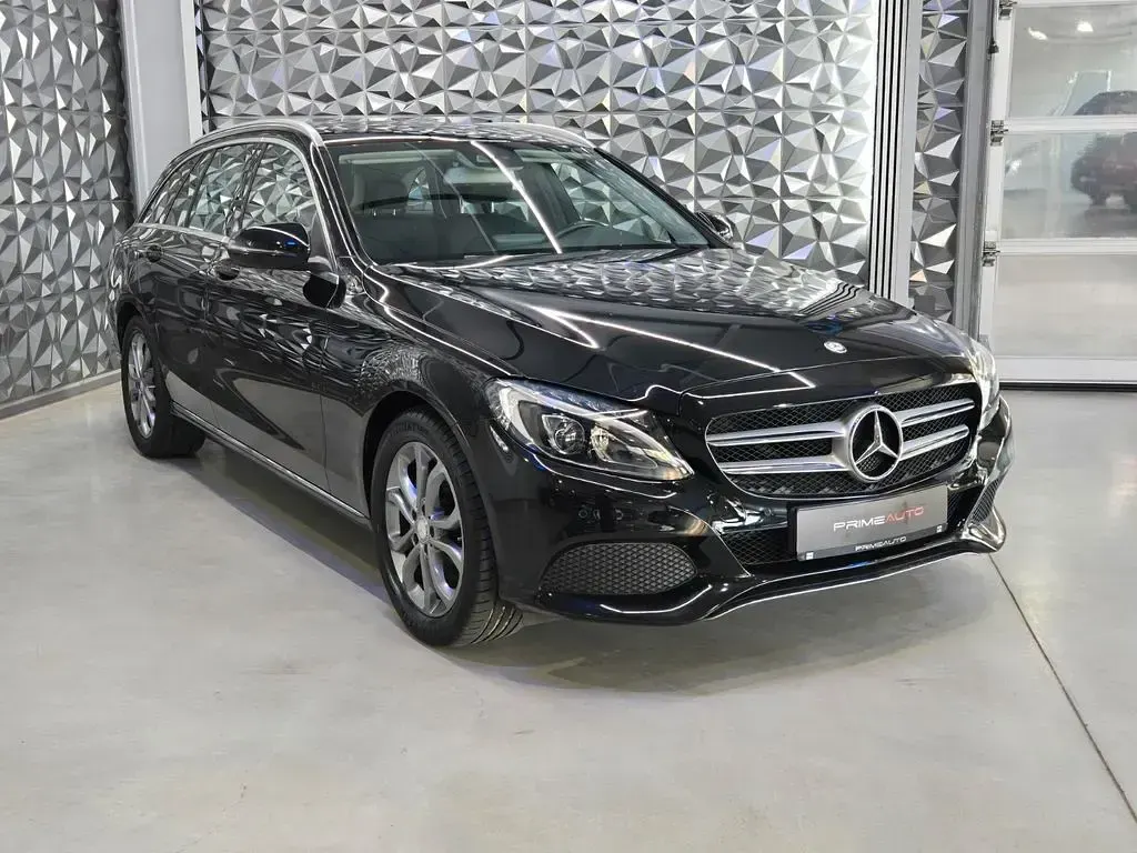 Gebraucht Mercedes C200 184 PS (135 kW) 2016 Schwarz Kombi