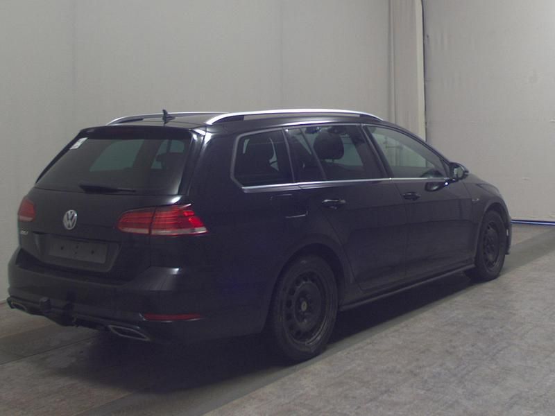 Gebraucht VW Golf VII R-line 150 PS (110 kW) 2020 Schwarz Kombi