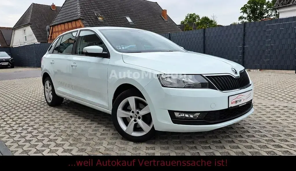 Gebraucht Skoda Rapid Cool Edition 110 PS (80 kW) 2018 Bila laser/laser white Kleinwagen
