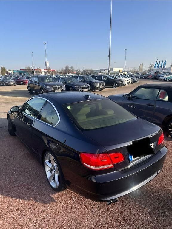 Gebraucht BMW 330 272 PS (200 kW) 2007 Blau Coupé