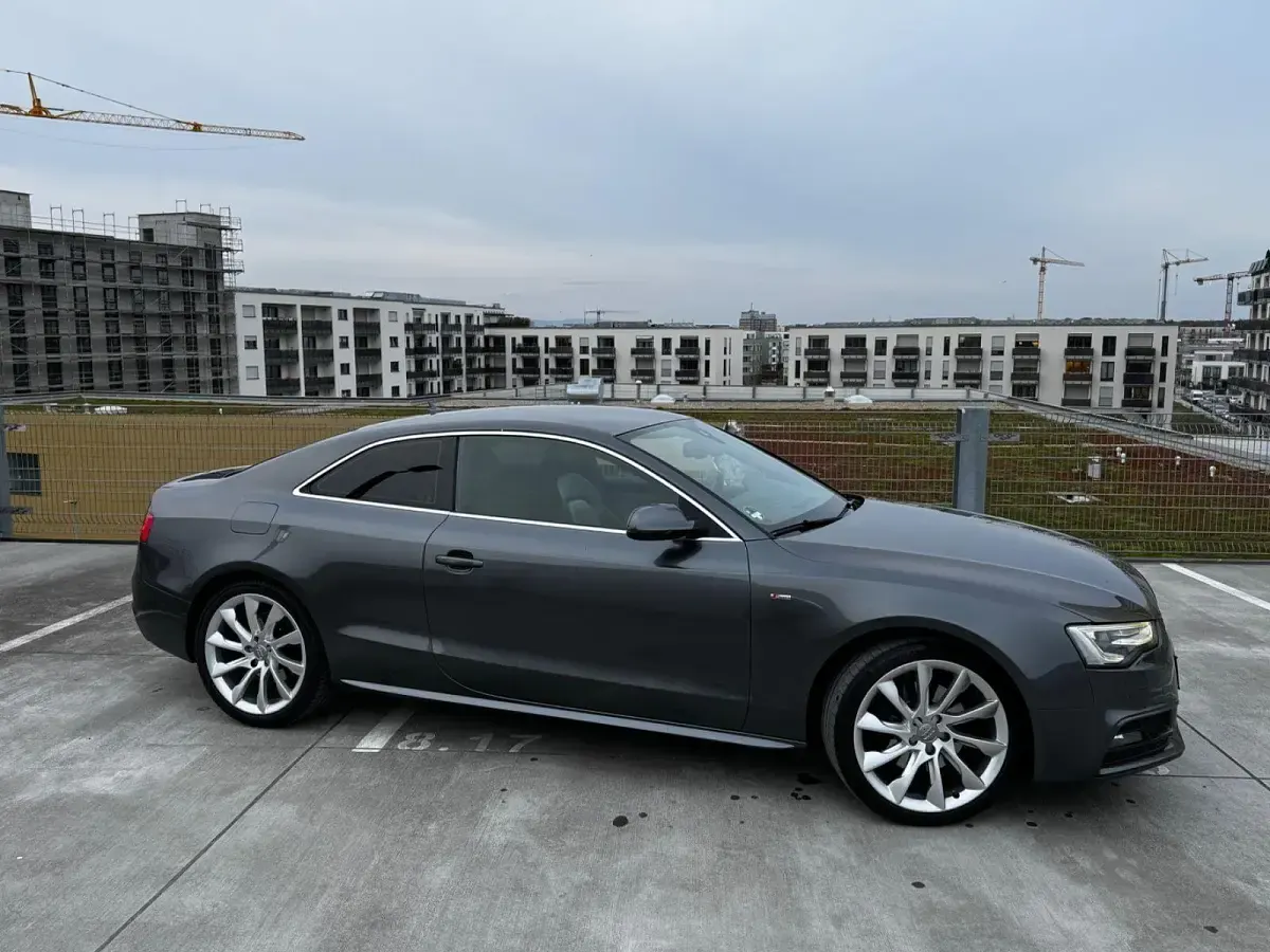 Gebraucht Audi A5 S-Line 204 PS (150 kW) 2015 Grau Coupé