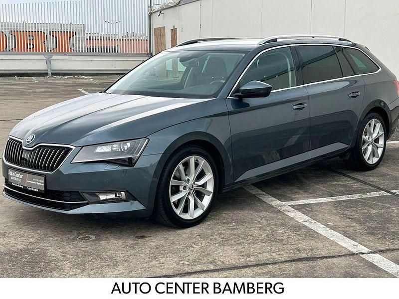 Gebraucht Skoda Superb Style 190 PS (139 kW) 2015 Grau Kombi
