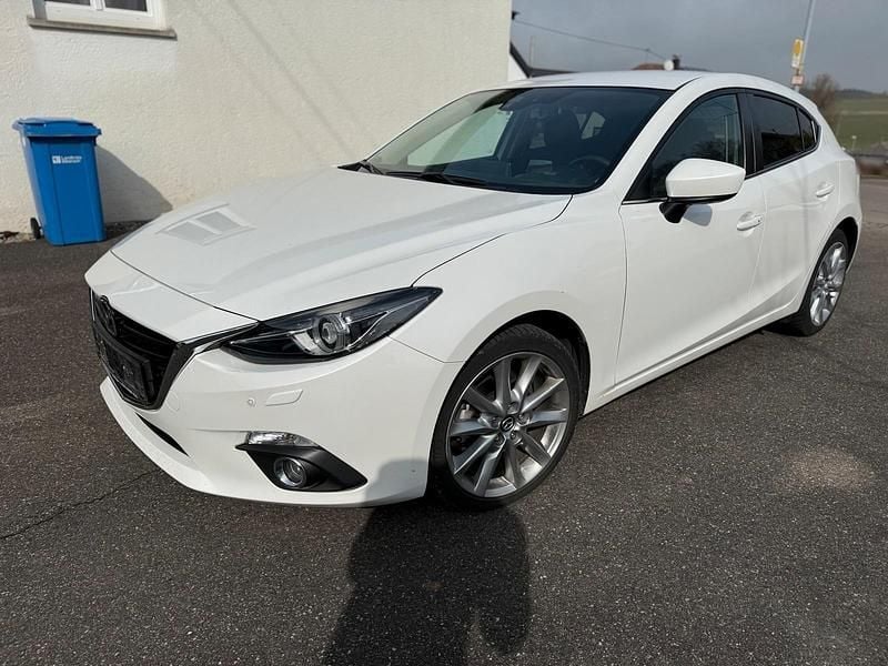 Gebraucht Mazda 3 Sports-Line 150 PS (110 kW) 2016 Weiß Kleinwagen