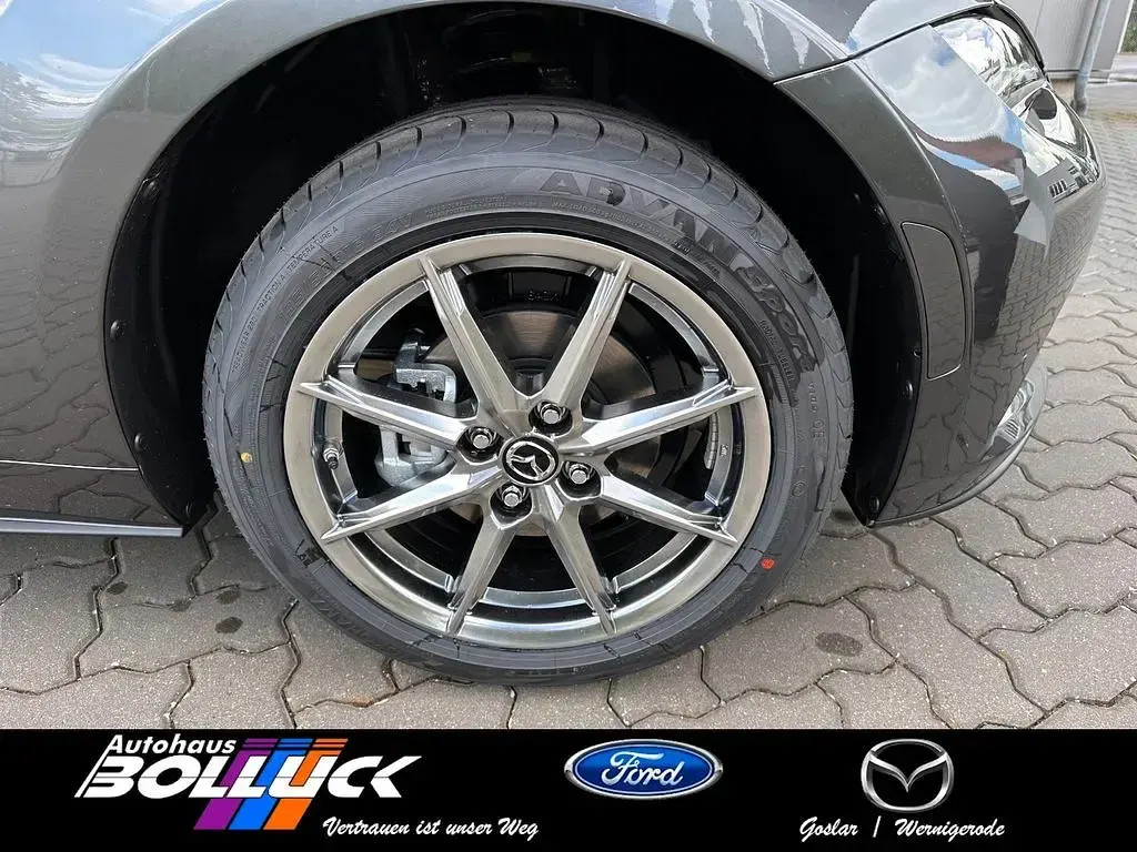 Neu Mazda MX5 Exclusive-Line 132 PS (97 kW) 2025 Grau Cabrio