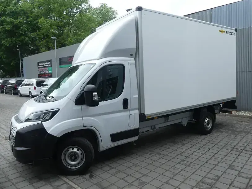 Gebraucht Fiat Ducato 140 PS (102 kW) 2025 Colore esterno Van
