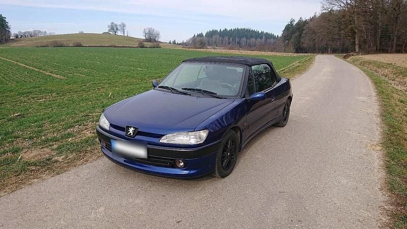 Gebraucht Peugeot 306 Cabriolet 89 PS (65 kW) 1998 Blau Cabrio