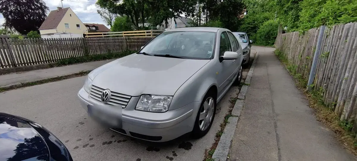 Gebraucht VW Bora 90 PS (66 kW) 1999 Grau Limousine