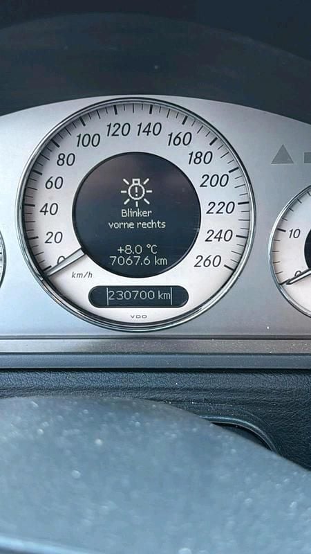 Gebraucht Mercedes E280 190 PS (139 kW) 2005 Grau Kombi