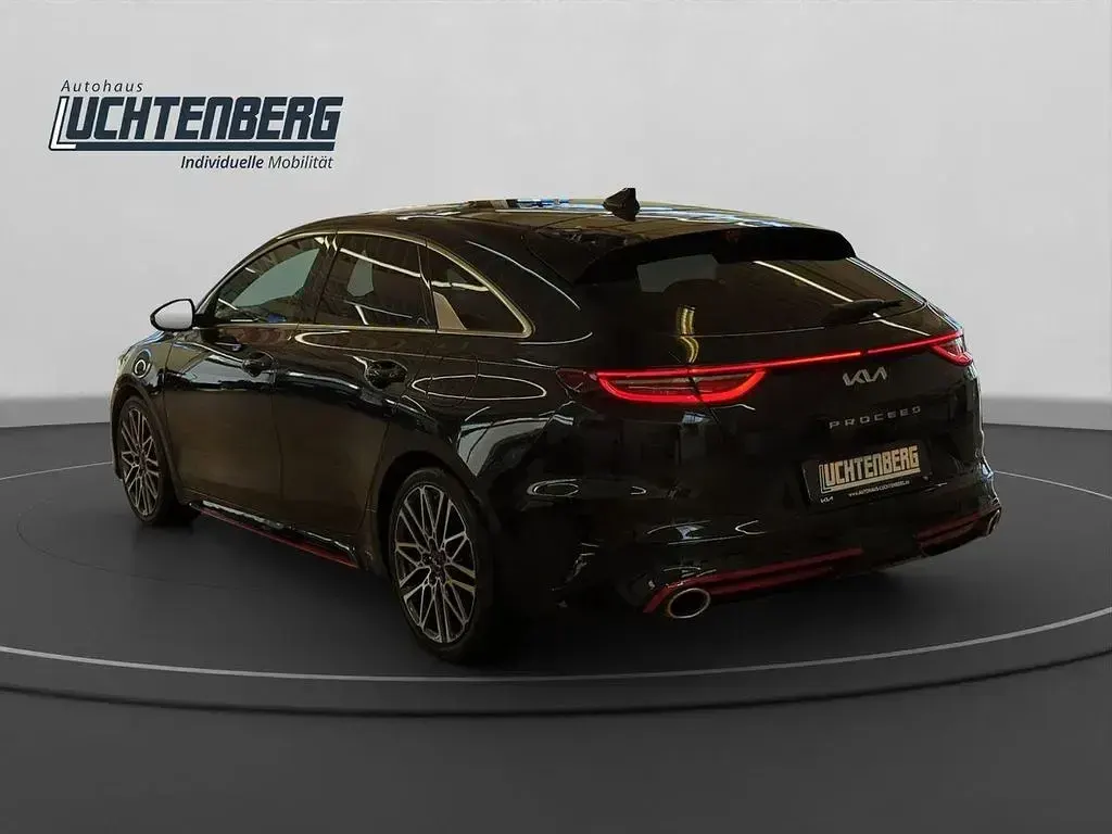 Używany Kia ProCeed GT 204 KM (150 kW) 2024 Czarny Kombi