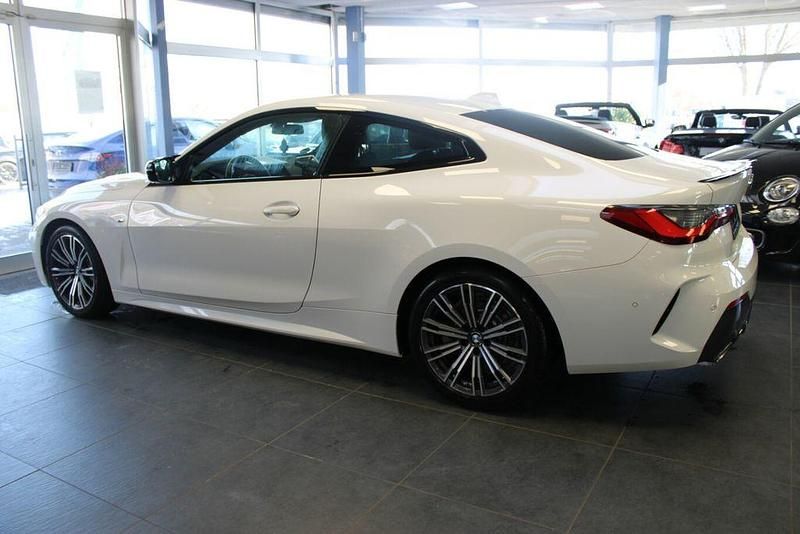 Gebraucht BMW 430 M Sport 245 PS (180 kW) 2023 Weiß Coupé