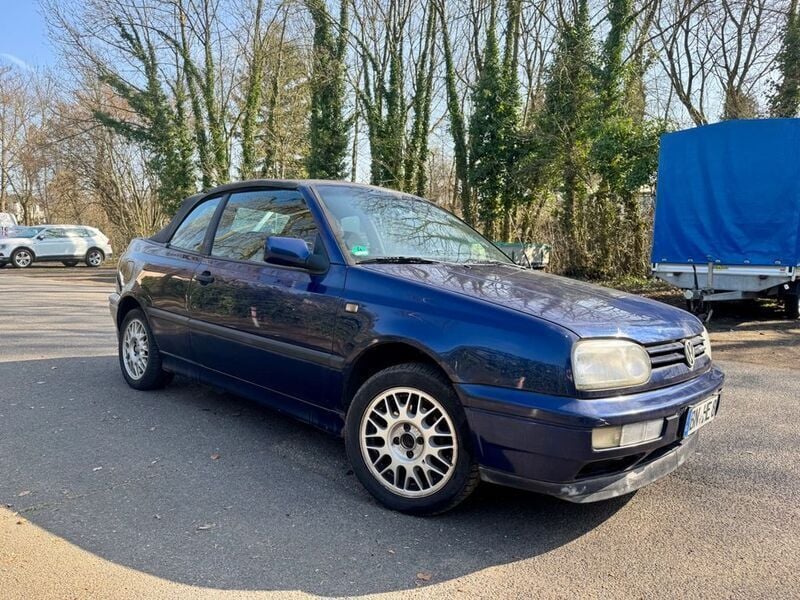 Blau Gebraucht 1995 VW Golf Cabriolet Cabrio | 1.299 € - Bild 1/4