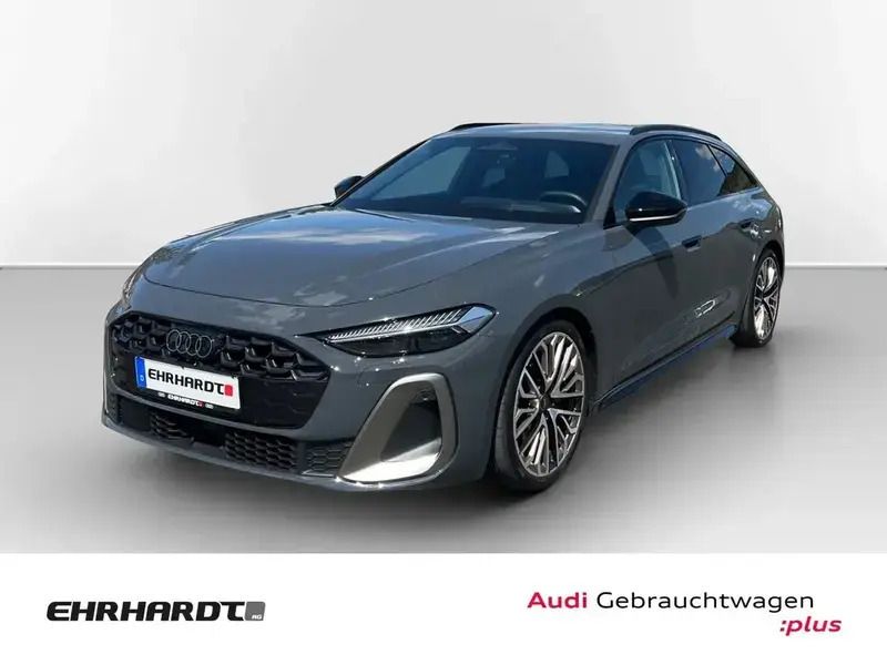 Grau Gebraucht 2024 Audi A5 S-Line Coupé | 62.490 € - Bild 1/2