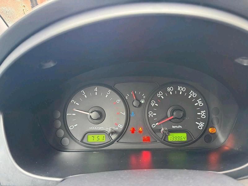 Gebraucht Kia Picanto 65 PS (47 kW) 2007 Orange Kleinwagen